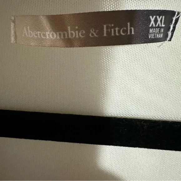 Abercrombie & Fitch Cream Drape V-Neck Blouse NWT XXL - Picture 3 of 7